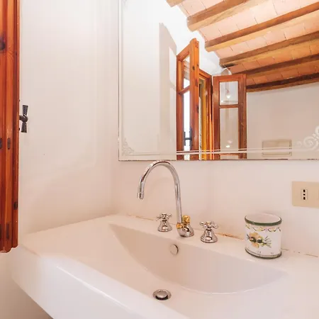 Charming In Monteleone dʼOrvieto