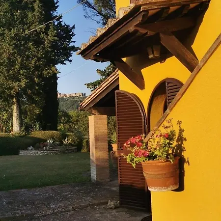 Charming In * Monteleone dʼOrvieto